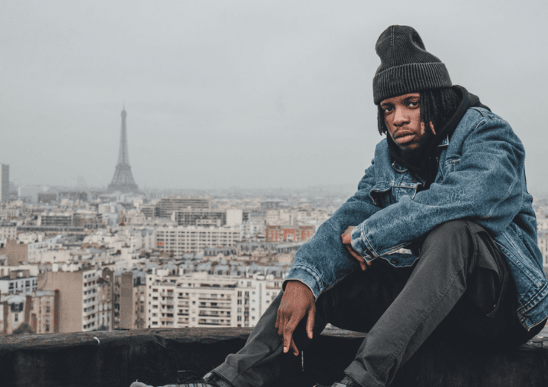 Featured article background